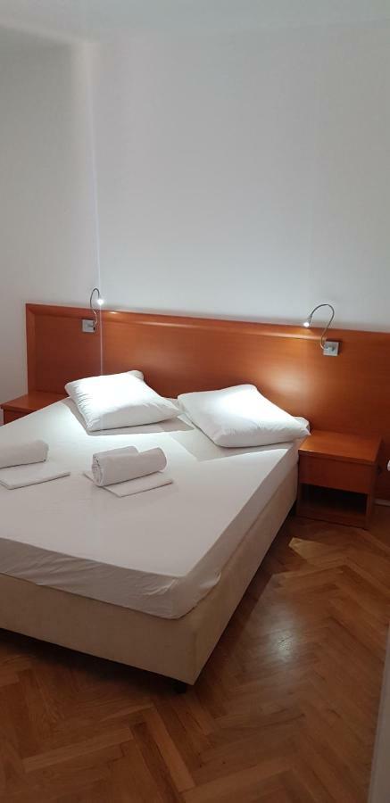 Premium Apartments Joy Primošten Екстериор снимка