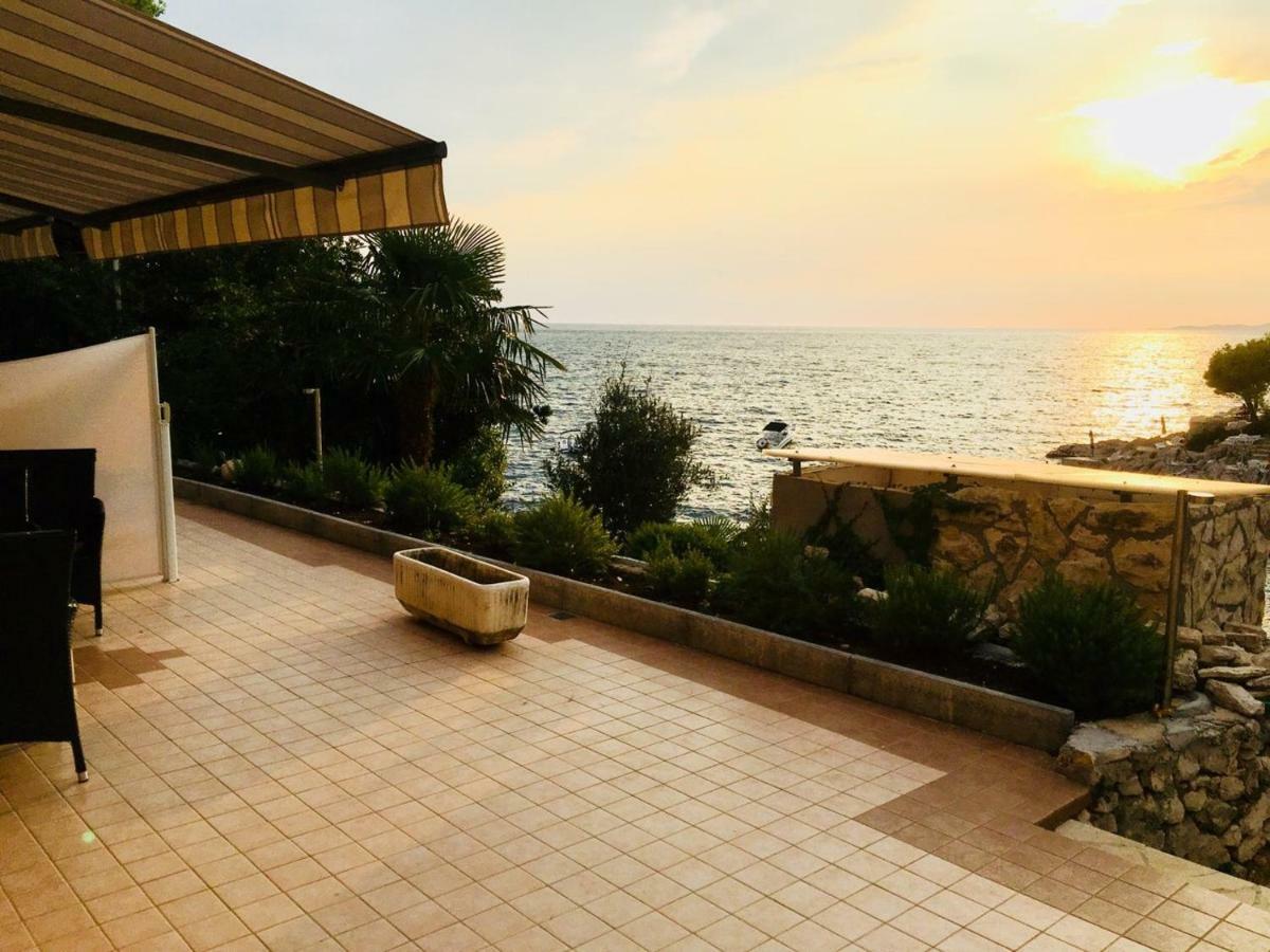 Premium Apartments Joy Primošten Екстериор снимка